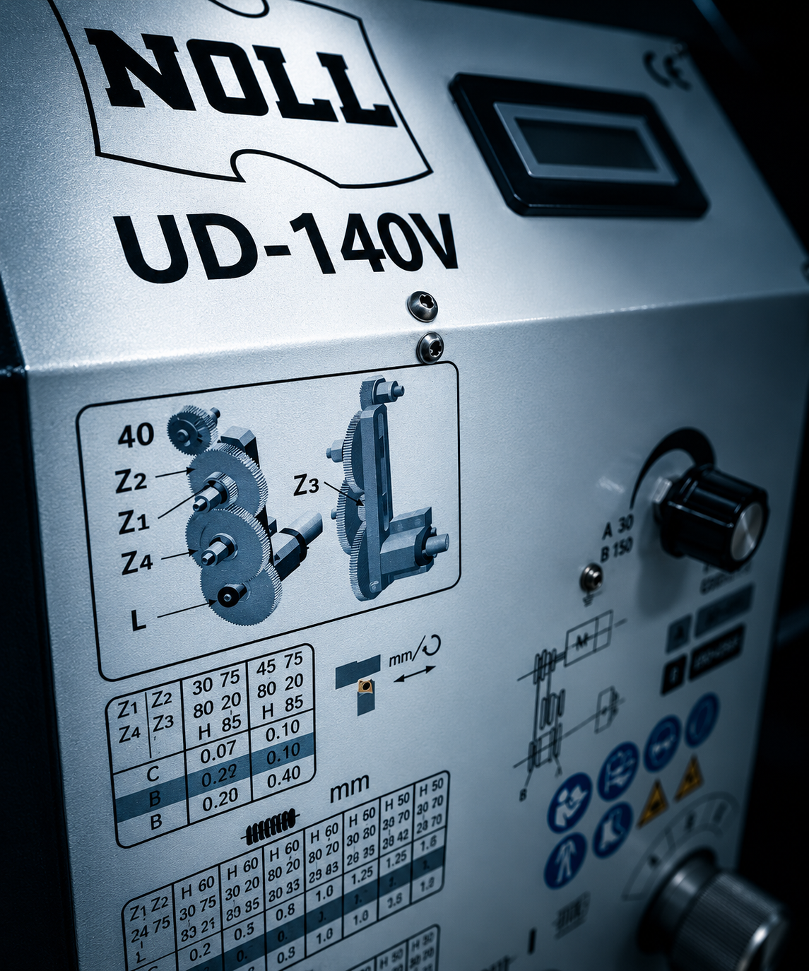 Drehmaschine UD-140V – 2