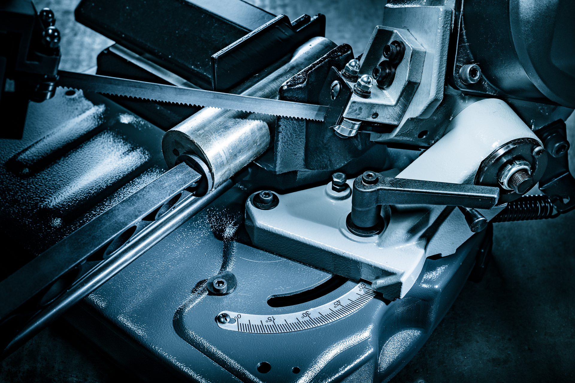 Tragbare Metallbandsäge BS-125V – 1